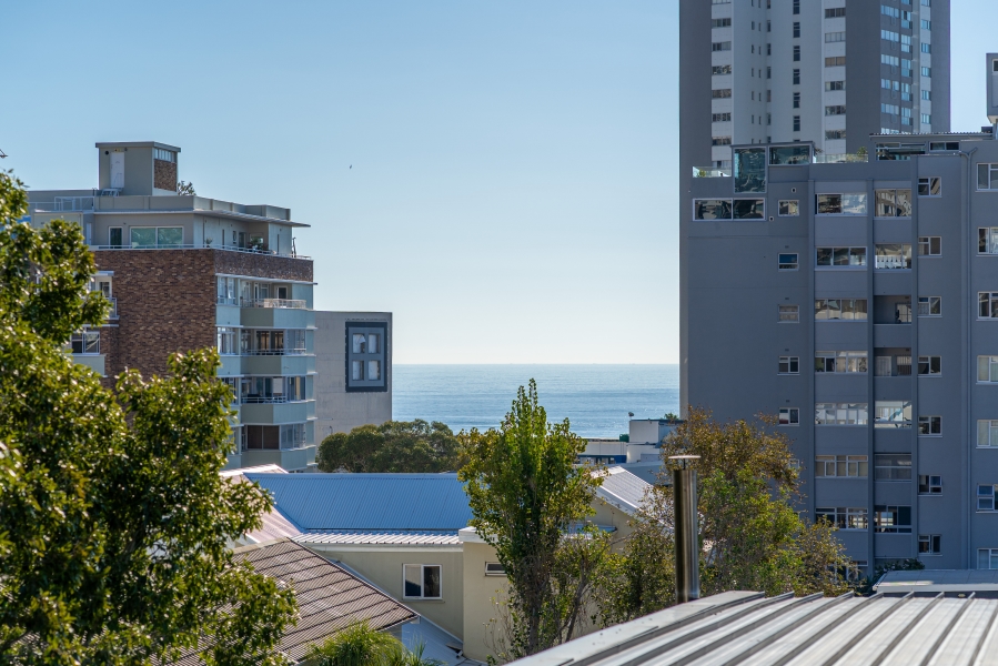 2 Bedroom Property for Sale in Fresnaye Western Cape